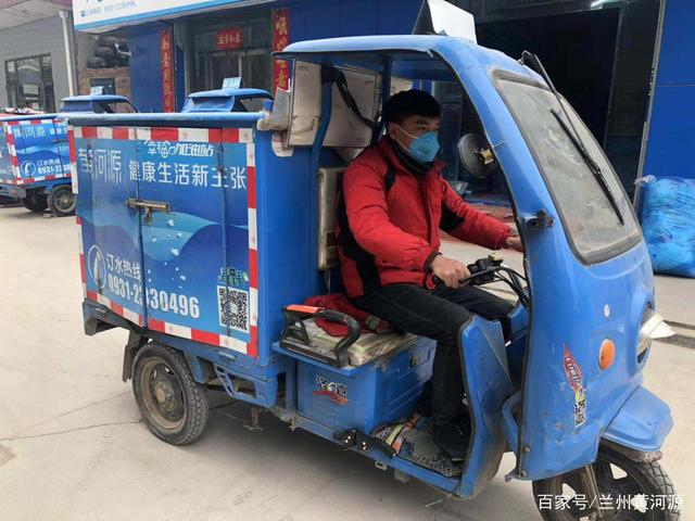 ‘AG亚娱集团官方’吴青峰最新单曲《巴别塔庆典》MV无预警上线 挑战MV最不可能的场景(图1) AG亚娱集团