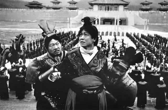 AG亚娱集团官方:早中晚吃香蕉有什么好处?2019年各地区香蕉市场价格行情(图1) AG亚娱集团