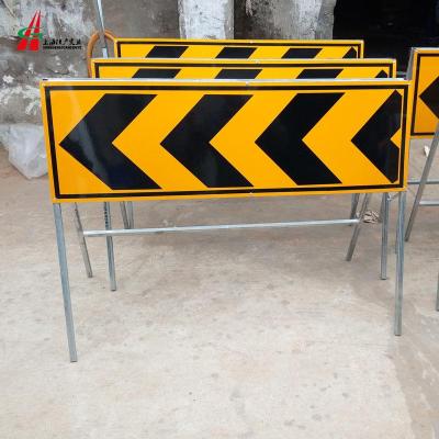 ‘ag亚娱官网’李荣浩《耳朵》MV首播 亲任MV创意总监才华横溢(图1) AG亚娱集团官方